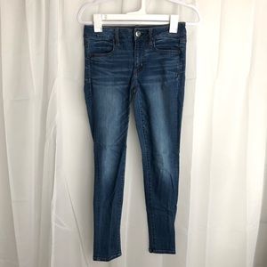 American Eagle Outfitters AEO Super Stretch Women's Medium Wash Jegging Size 4